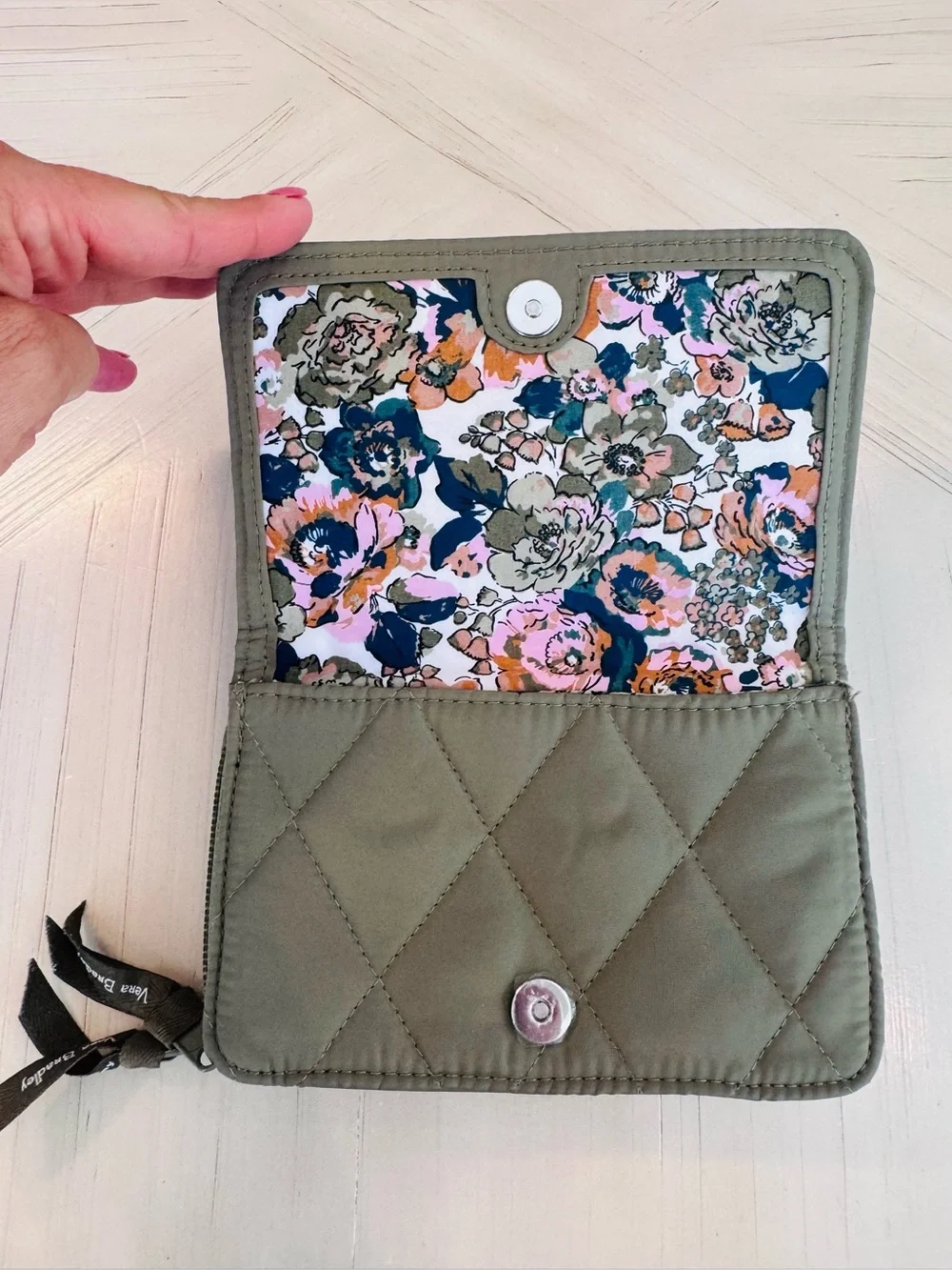 Vera Bradley Ultralight RFID 3-in-1 Crossbody / Wallet Clutch – Sage